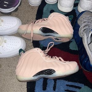 Wmns Air Foamposite One 'Particle
Beige'